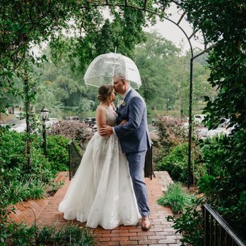 Molly's Lakeside by Wedgewood Weddings - Venues & Event Spaces Near Me - Shelby, North Carolina Molly's Lakeside by Wedgewood Weddings - Venues & Event Spaces Near Me - Shelby, North Carolina