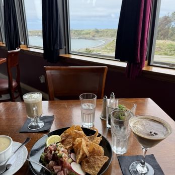 Noyo River Grill - Ahi tartare, clam chowder, espresso martini - American Near Me - Fort Bragg, California