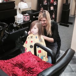 Royalty Hair Resort - Maya getting a trim.