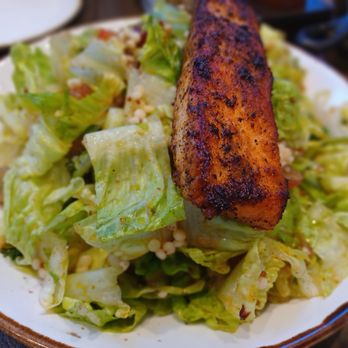 Gus's BBQ - Smoked Salmon Salad (made without kale) - $15.95 - Barbeque Near Me - Porter Ranch, California