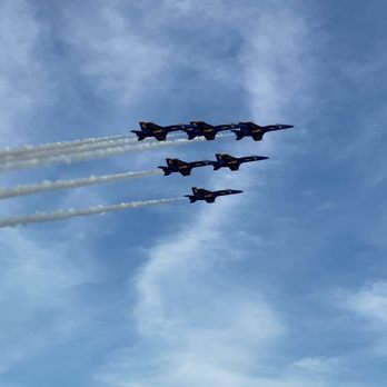 Lost Key Beach Club - Great location to watch The Blue Angels buzz the beach almost every week! - Salad Near Me - Pensacola, Florida