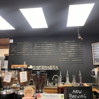 Brickhouse Coffee - Coffee & Tea Near Me - lawrence, Indiana