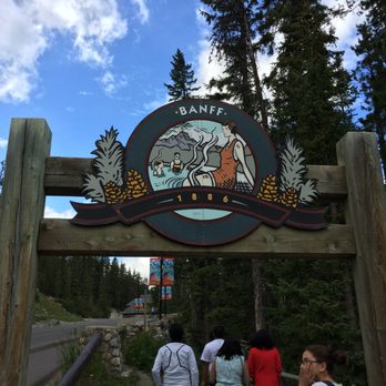 Banff Upper Hot Springs - Day Spas Near Me - Banff, Alberta