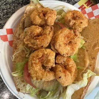 Pike Place Chowder - Pacific Place - Shrimp po'boy! Another good taste! - Seafood Near Me - Seattle, Washington Pike Place Chowder - Pacific Place - Shrimp po'boy! Another good taste! - Seafood Near Me - Seattle, Washington