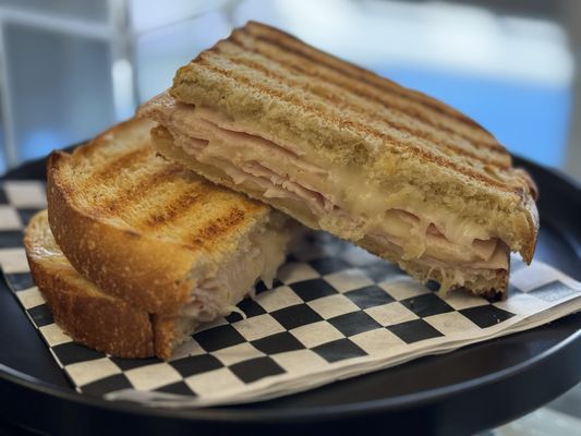 MooKoos Dessert&Sandwich Shop by null