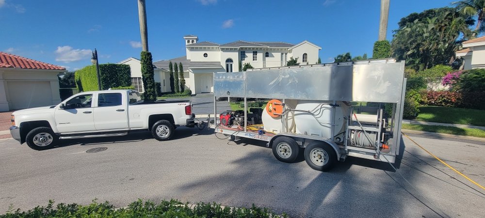 Slide of Pro Santos Pressure Wash & Roof Cleaning