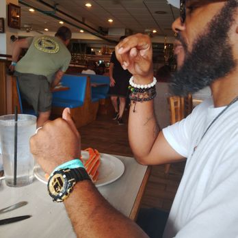 Fish Bones Restaurant - Seafood Near Me - Virginia Beach, Virginia