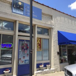Art, Books & Collectibles - Shop pictures