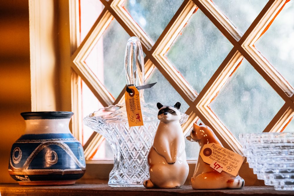 PRIMROSE LANE ANTIQUES Updated July 2024 18 Photos 91032 S