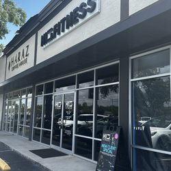 HiLi Fitness - Entrance outside