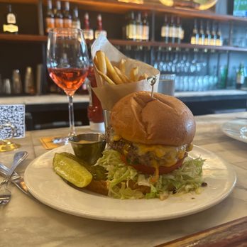 Alamo Club - Cheeseburger - New American Near Me - Dallas, Texas