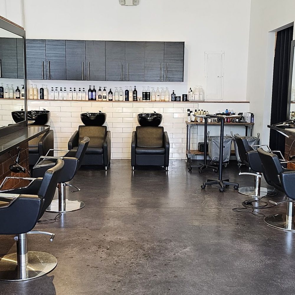 Essensuals London - Hair Salons Near Me - Seattle, Washington