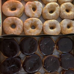 Berenato's Corner Deli - Daily every day fresh donuts get them while they last