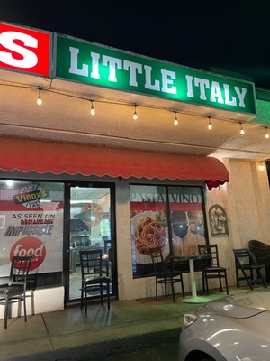 Vinny's Pizzeria by null