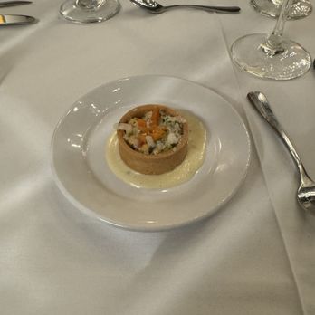 Erling Jensen The Restaurant - Salmon tart amuse with bleu cheese sauce - French Near Me - Memphis, Tennessee Erling Jensen The Restaurant - Salmon tart amuse with bleu cheese sauce - French Near Me - Memphis, Tennessee