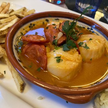 Inner Bay Cafe & Grille - Linguica & Scallops - Portuguese Near Me - New Bedford, Massachusetts