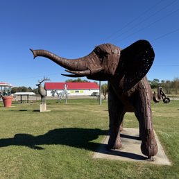 Elephant made from Lawnmower blades Elephant made from Lawnmower blades