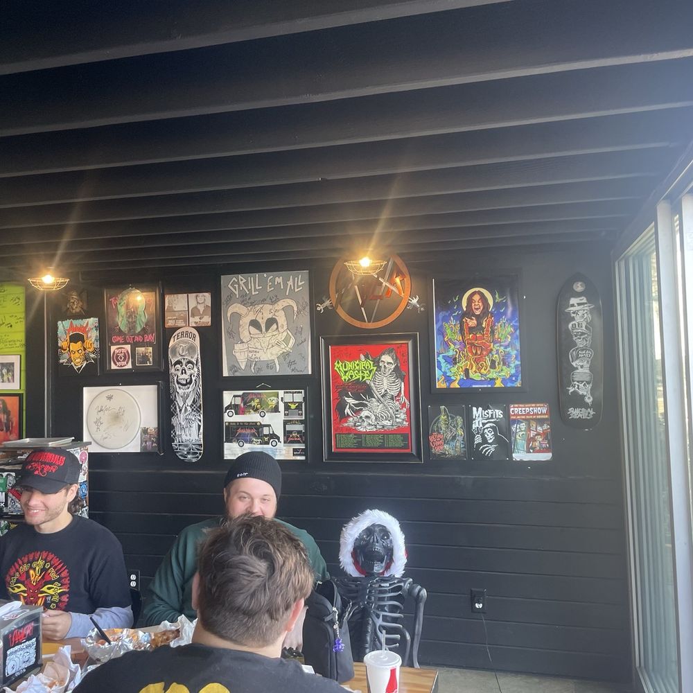 Grill 'Em All - Burgers Near Me - Long Beach, California