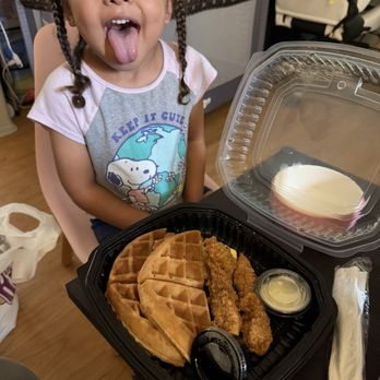 Huckleberry's Breakfast & Lunch - Gold Medal Chicken & Waffles for my niece! Hee 5/26" - American Near Me - San Jose, California Huckleberry's Breakfast & Lunch - Gold Medal Chicken & Waffles for my niece! Hee 5/26" - American Near Me - San Jose, California
