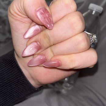 Soho Nails & Spa - Nail Salons Near Me - El Paso, Texas