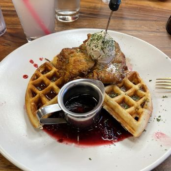 Brunch Bliss & Bubbles - Chicken & Waffles - Breakfast & Brunch Near Me - Yakima, Washington Brunch Bliss & Bubbles - Chicken & Waffles - Breakfast & Brunch Near Me - Yakima, Washington