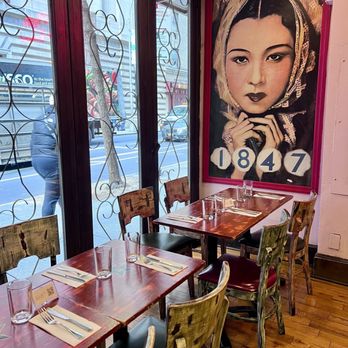 Calle Dao - Bryant Park - Inside - Cuban Near Me - New York, New York