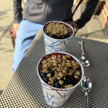 Corner Juice Bar - Acai Parfait - Juice Bars & Smoothies Near Me - Canton, Maryland