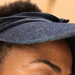 Shapes Brow Bar - Poor customer service. I paid $13.00 for a an awful eyebrow job!