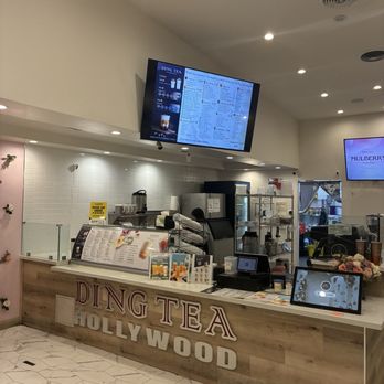 Ding Tea Hollywood  - Bubble Tea Near Me - Los Angeles, California