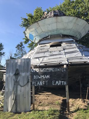 UFO Welcome Center by null