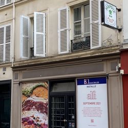 Happiz - Closed when they say online that they are open. Very disappointed. Please do better.