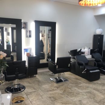 Rabci Salon - Inside salon - Hair Salons Near Me - Granada Hills, California Rabci Salon - Inside salon - Hair Salons Near Me - Granada Hills, California