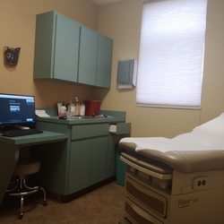 Gessler Clinic - Intake room
