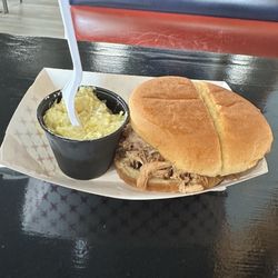 Braedens BBQ Catering - Lunch today