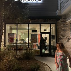 Tropical smoothie lights out.