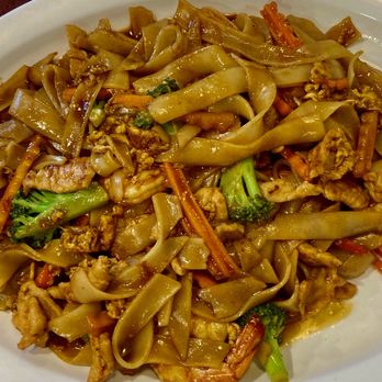 1 Thai - Soy Sauce Noodles - Thai Near Me - Shawnee, Oklahoma