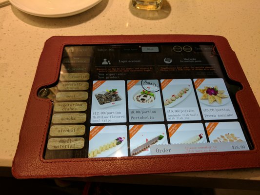 Haidilao Hot Pot @Clarke Quay by null