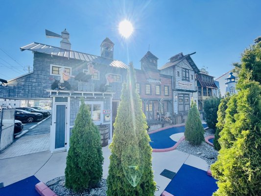 Duffer's Restaurant & Old Fashioned Ice Cream Parlor by null