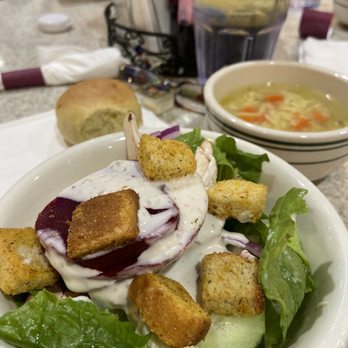 Starlite Diner - Chicken Orzo soup, salad bar, fresh rolls. - Diners Near Me - Allentown, Pennsylvania Starlite Diner - Chicken Orzo soup, salad bar, fresh rolls. - Diners Near Me - Allentown, Pennsylvania