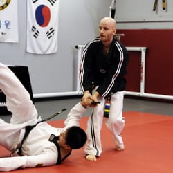 Andrew Gause's Martial Arts - Self-defense