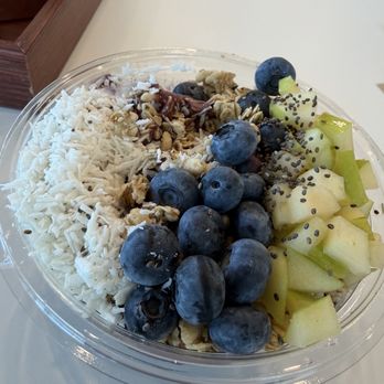 Pure Green - Coconut Chia Acai Bowl - Juice Bars & Smoothies Near Me - Fort Myers, Florida Pure Green - Coconut Chia Acai Bowl - Juice Bars & Smoothies Near Me - Fort Myers, Florida
