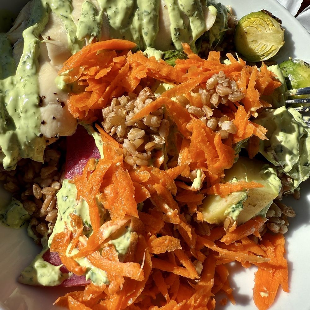 Buena Bodega - Full bowl add chicken - Coffee & Tea Near Me - Ventura, California