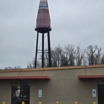 World’s Largest Catsup Bottle - Landmarks & Historical Buildings Near Me - Collinsville, Illinois World’s Largest Catsup Bottle - Landmarks & Historical Buildings Near Me - Collinsville, Illinois