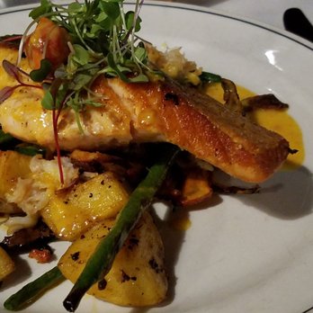 Place Pigalle - Salmon. - French Near Me - Seattle, Washington