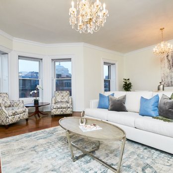 Lyons Group - COMPASS - One Marlborough Street Living Area - Real Estate Agents Near Me - Boston, Massachusetts
