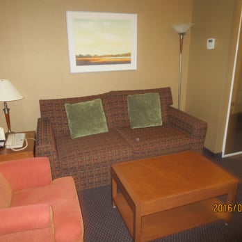 Coast Tsawwassen Inn - Hotels Near Me - Delta, British Columbia