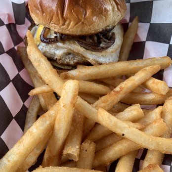 Sweet Roux - Blue Burger - New American Near Me - Culpeper, Virginia