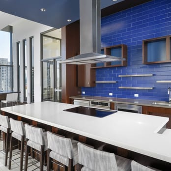 State & Chestnut - Apartments Near Me - Chicago, Illinois