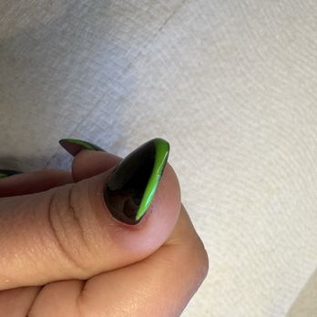 Soleil Nails & Spa - Uneven lining, black showing on edge - Nail Salons Near Me - Fort Irwin, California Soleil Nails & Spa - Uneven lining, black showing on edge - Nail Salons Near Me - Fort Irwin, California
