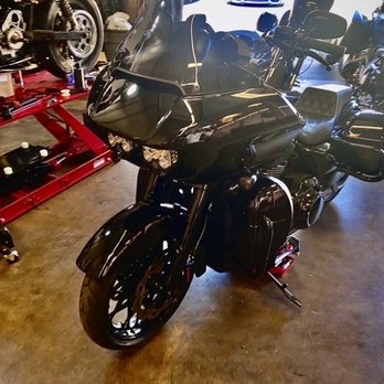 Dyna Right - Custom bagger work - Motorcycle Repair Near Me - Mission Viejo, California Dyna Right - Custom bagger work - Motorcycle Repair Near Me - Mission Viejo, California